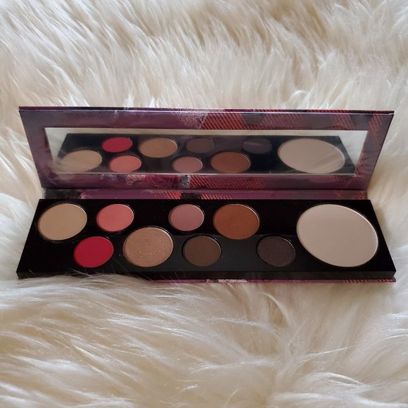 MAC "Risk Taker" Eyeshadow Palette - Picture 2 of 2